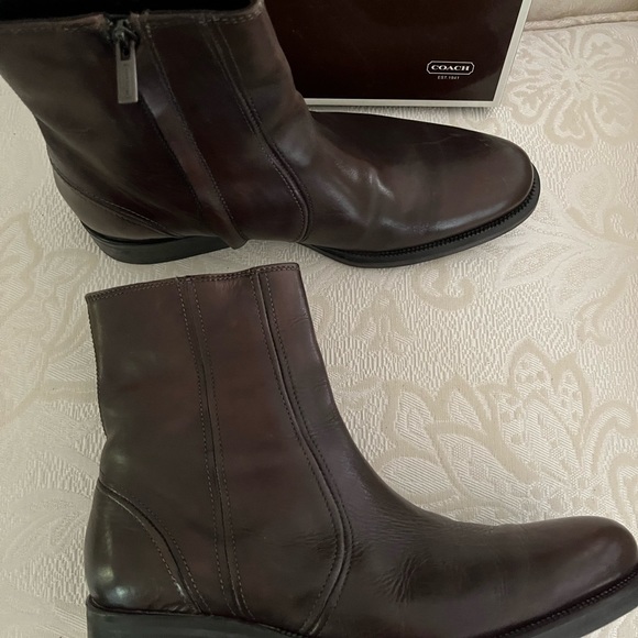 Coach brown leather Sawyer calf boots – very gently loved. Great style! - Picture 10 of 11